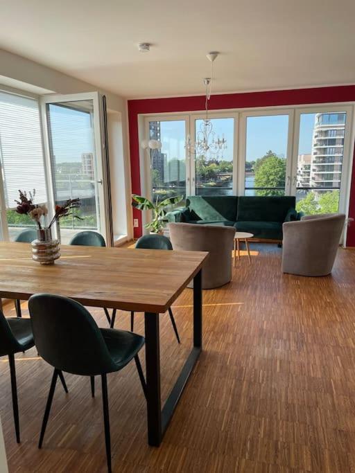 Penthouse-Wohnung Mit Flussblick โอลเดนบวร์ก ภายนอก รูปภาพ